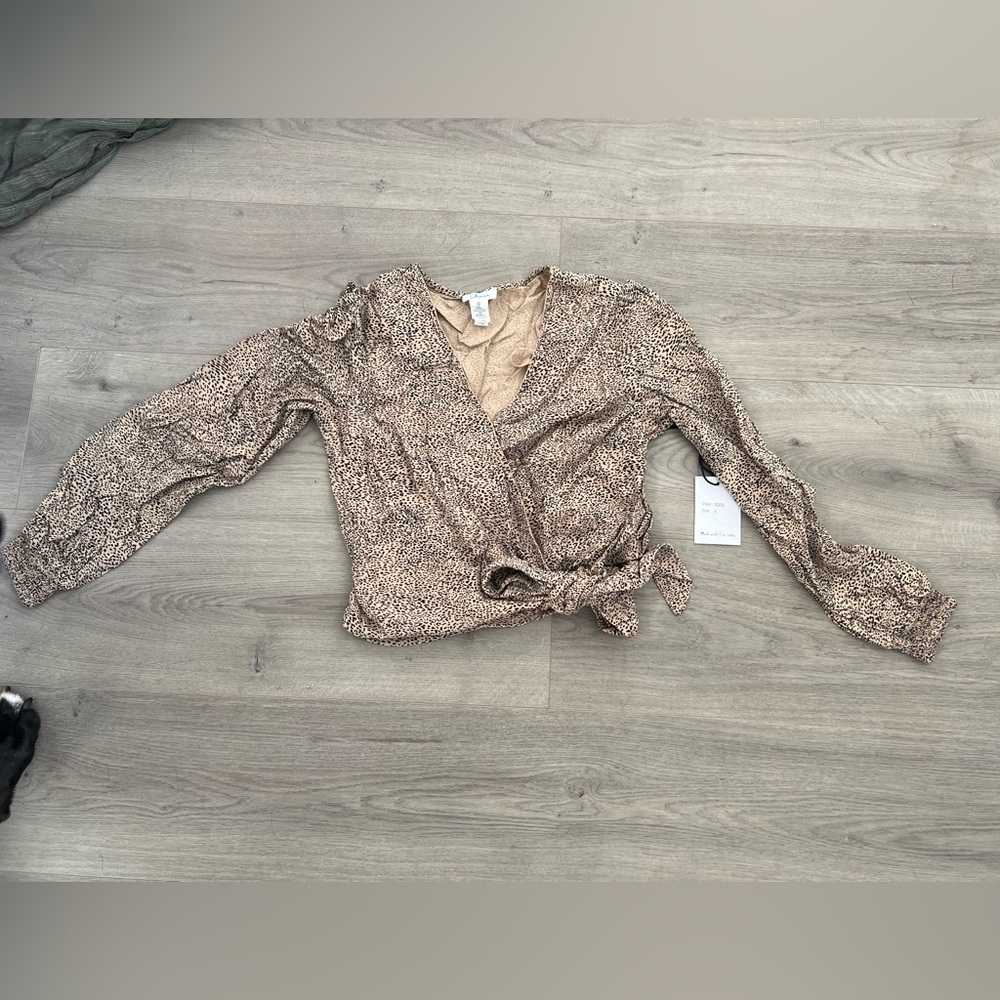 Women’s Leopard Print Top